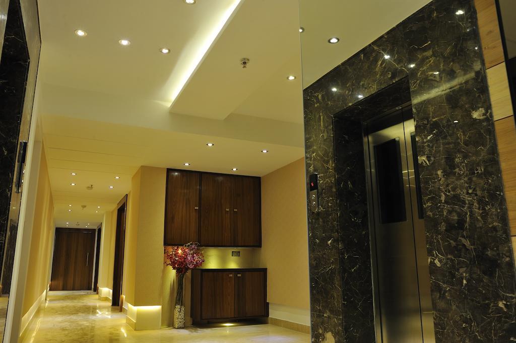 Hotel Niharika Колката Екстер'єр фото